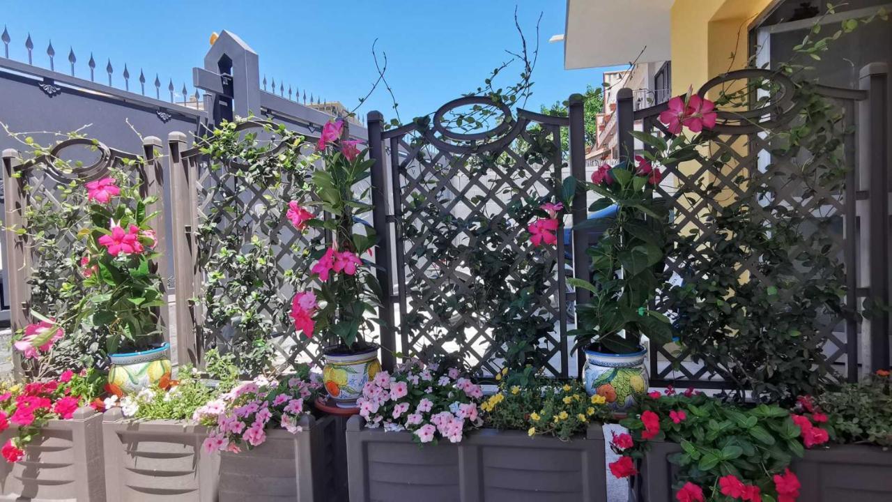 La Villa Trinacria Giardini Naxos Exterior foto